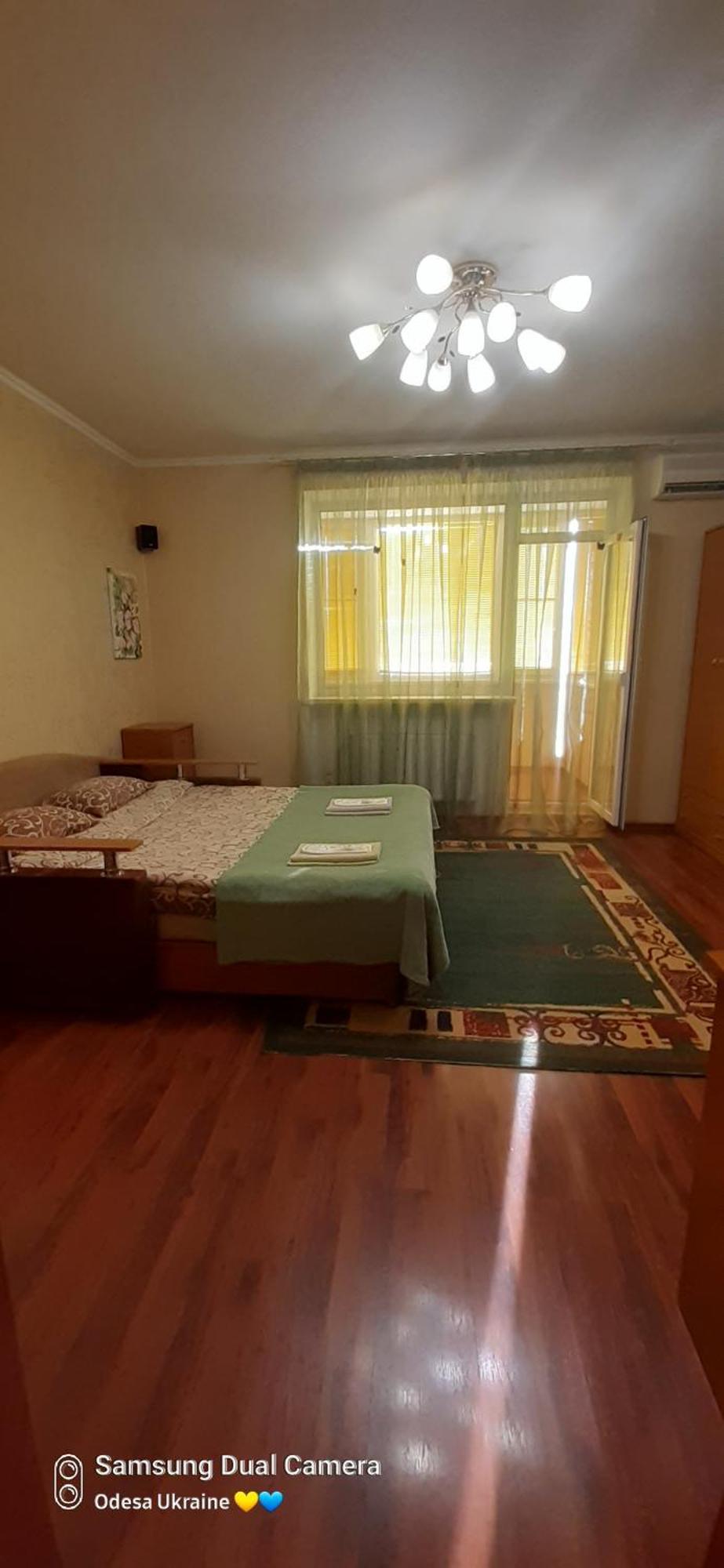 Apartment In Historical Centre Odesa Exterior photo